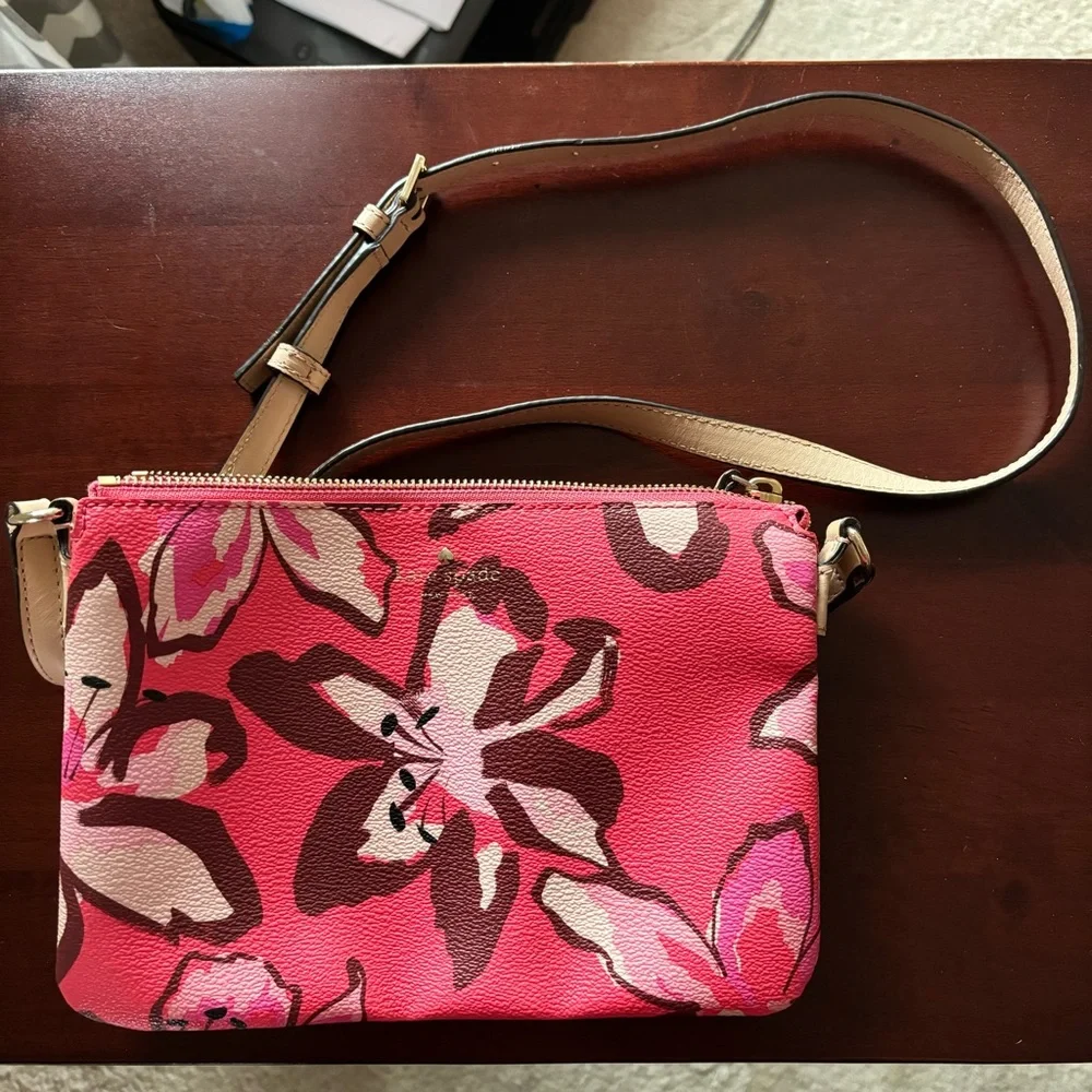Kate Spade Tiger Lily Crossbody Bag